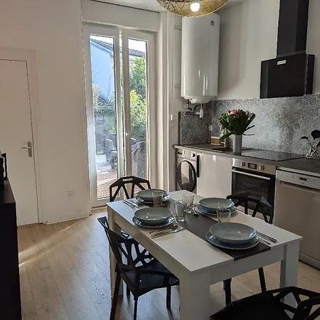 Le Petit Cocon De Apartamento Montrond-les-Bains